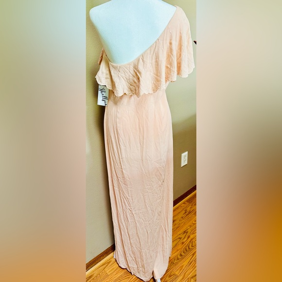Shellsea Honey Bella Cold Shoulder Maxi Dress Large NWT - Picture 4 of 8